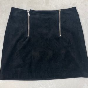 Forever 21 Suede Skirt Size M